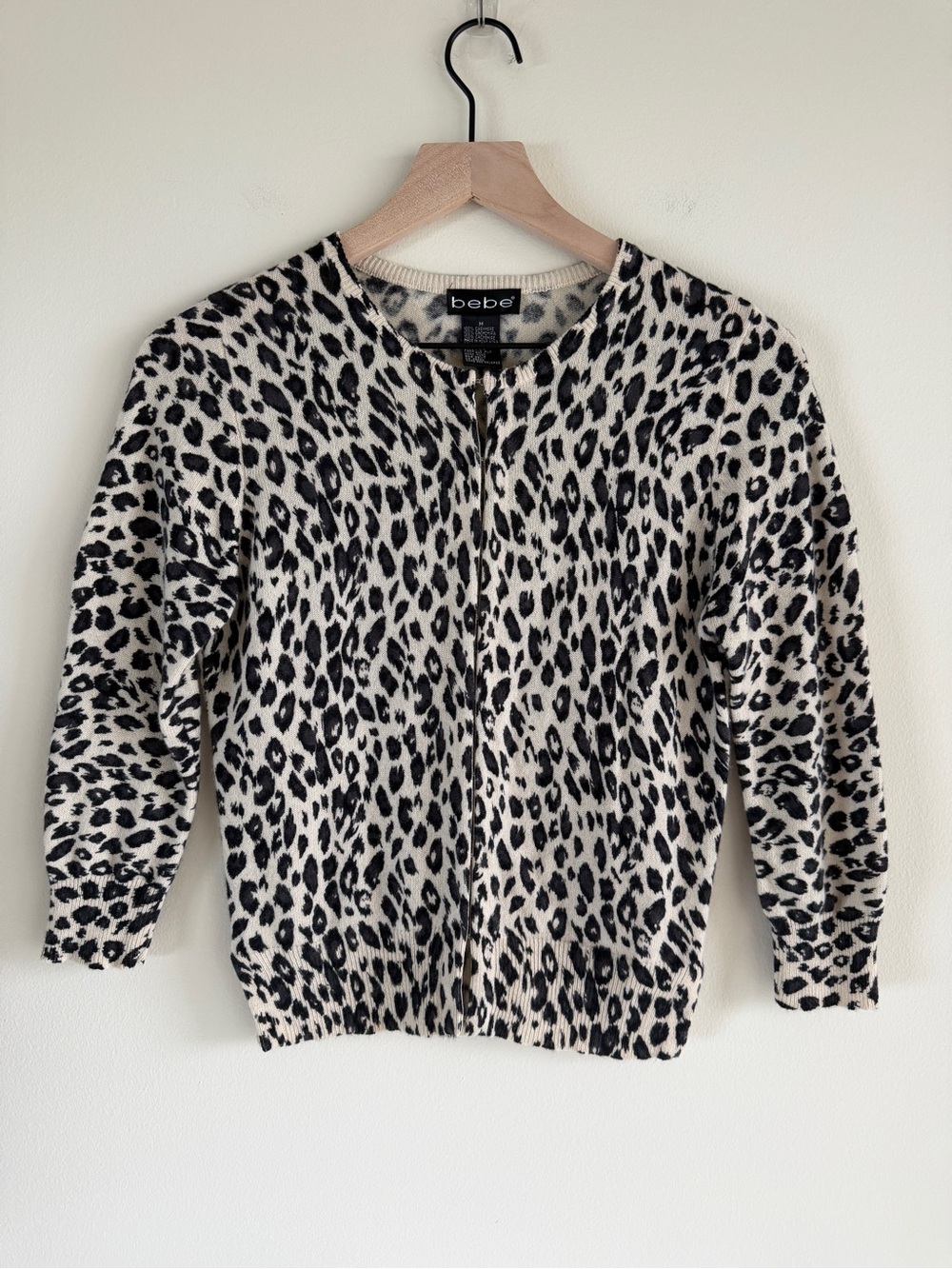 Bebe Y2K 100% Cashmere Leopard Print Hook Front Cardigan Sweater Medium